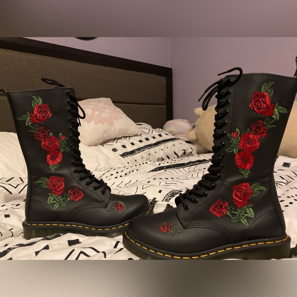 Dr. Martens, size 8 women